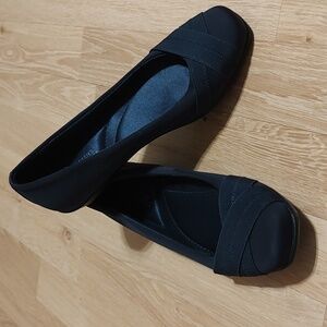 Mootsies Tootsies Danery Ballet Flats Navy Square Toe Crisscross Detail Comfy 6